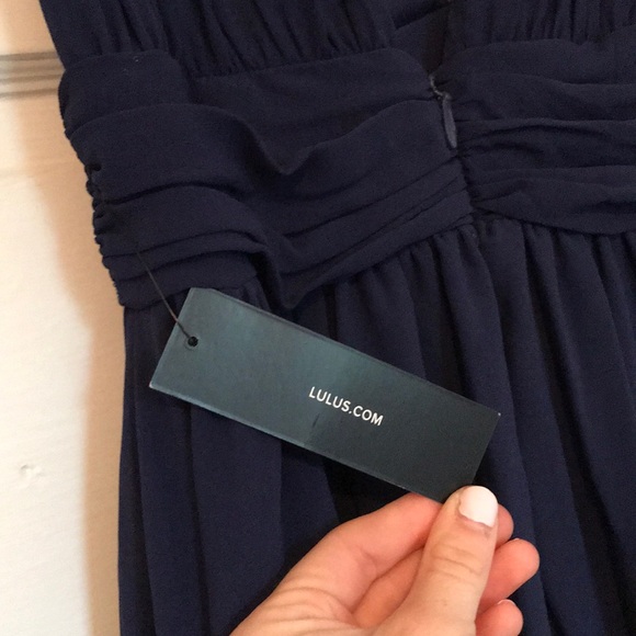 Lulus gown - Picture 4 of 9